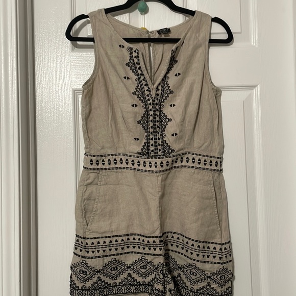 LOFT Pants - Loft Tan & Black Embroidered Linen Sleeveless Romper Size 4 Petite